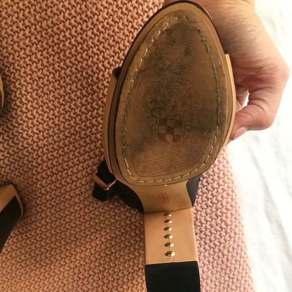 Vince Camuto Block Heels - Picture 6 of 6